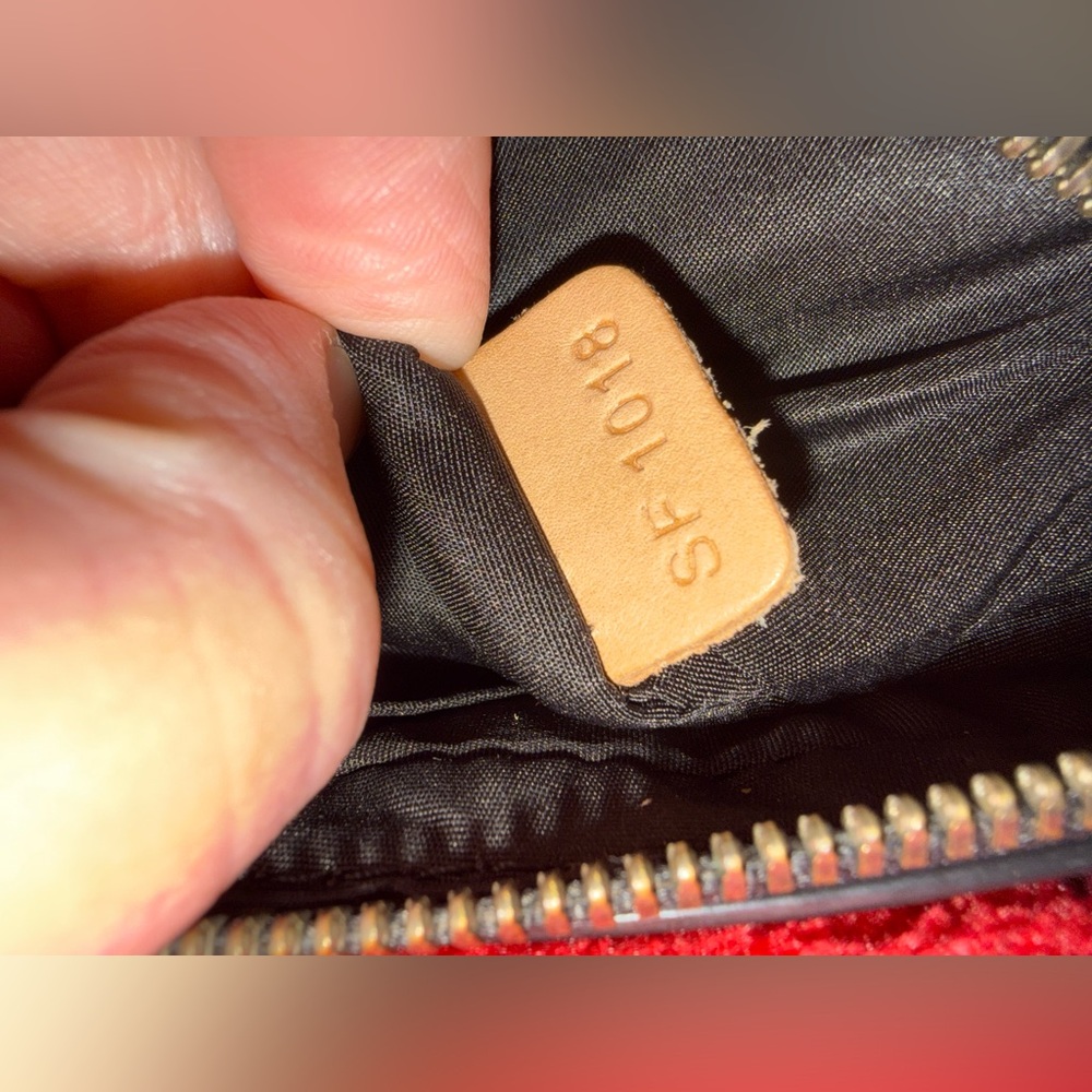 LOUIS VUITTON MESSENGER CROSSBODY BAG - Picture 2 of 12
